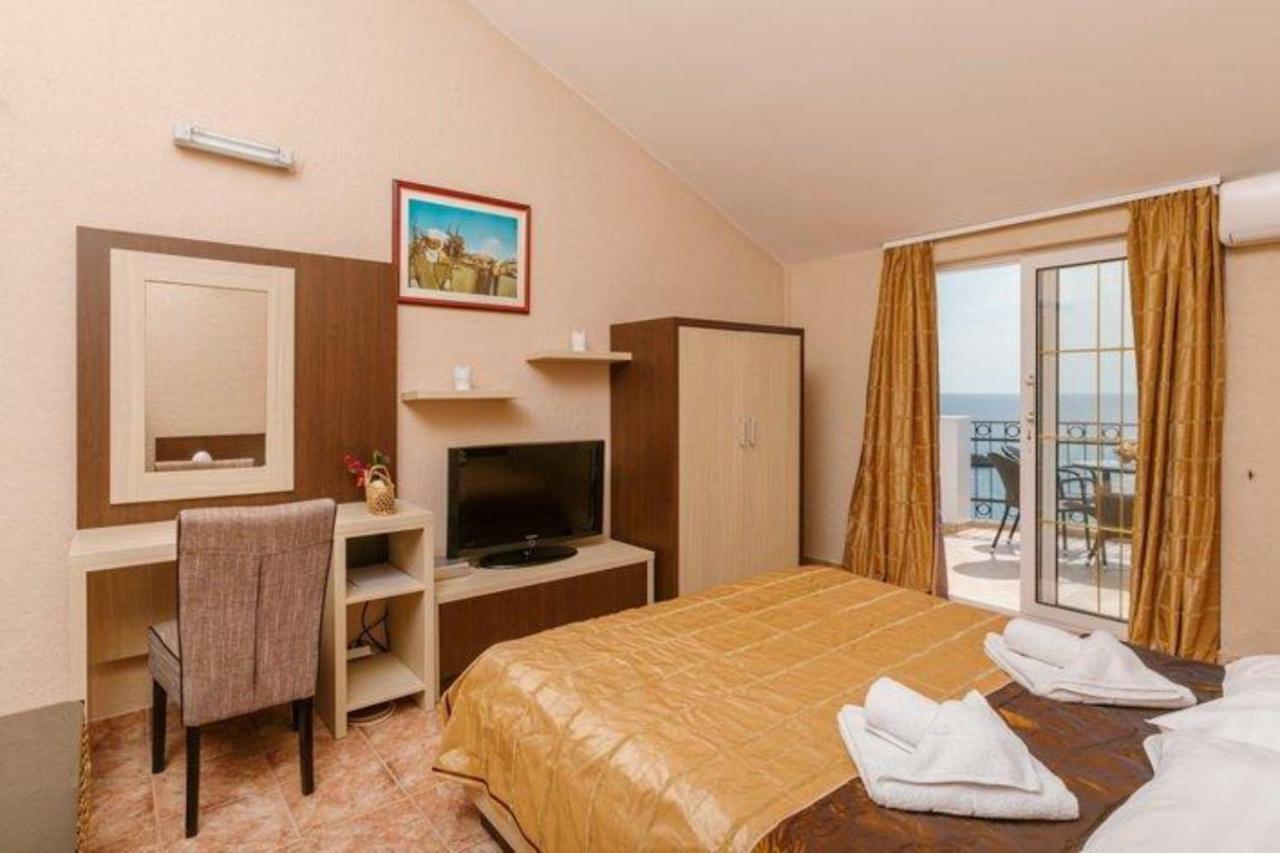 Monte Perla Residence Sveti Stefan Exterior foto