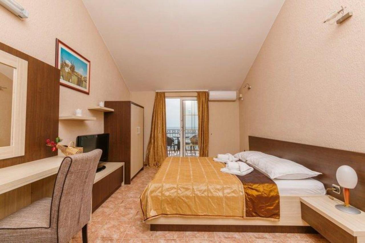 Monte Perla Residence Sveti Stefan Exterior foto